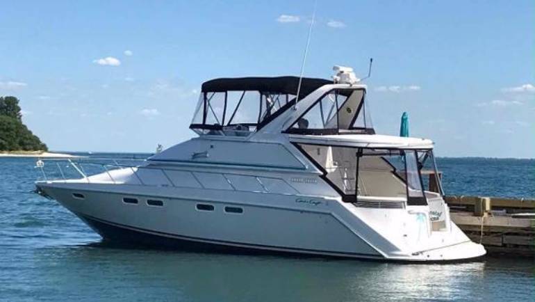 1994 42′ Chris Craft 421 Continental