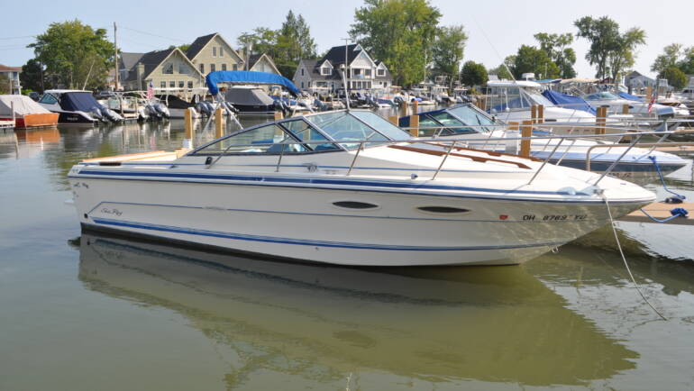 1987 25 Sea Ray Fisherman Cuddy