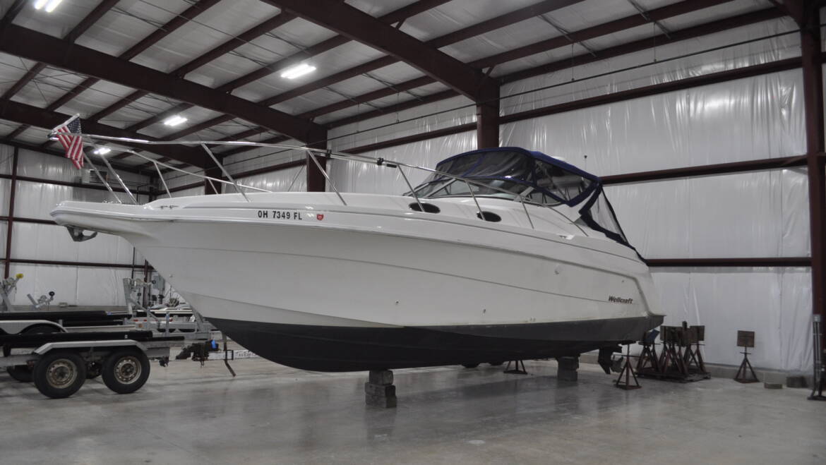 2000 30 Wellcraft 3000 Martinique