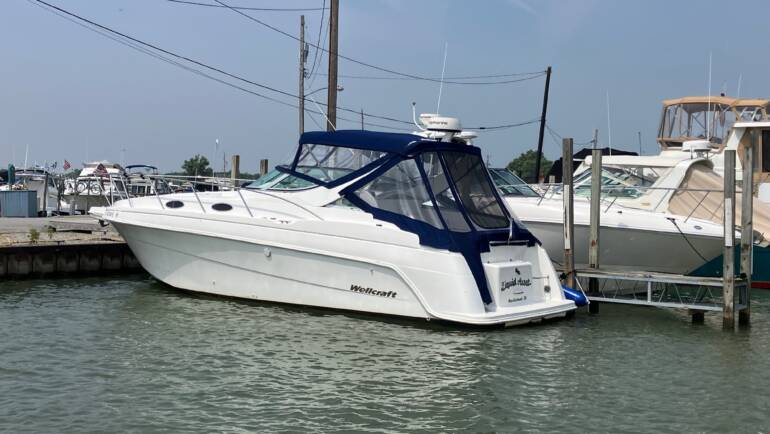 2000 30 Wellcraft 3000 Martinique