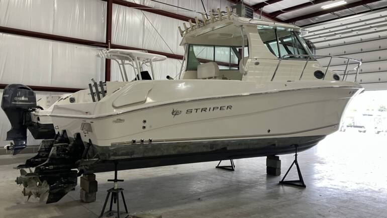 2012 29′ Sea Swirl Striper
