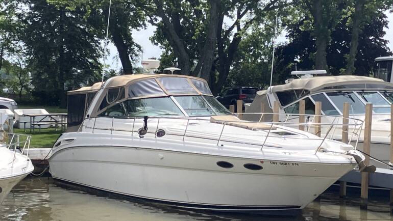 2000 38′ Searay 380 Sundancer