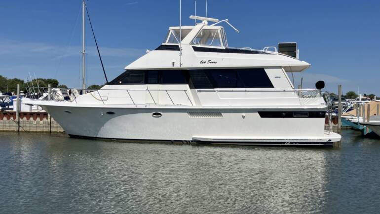 1995 Viking Motoryacht – ALL FRESH WATER