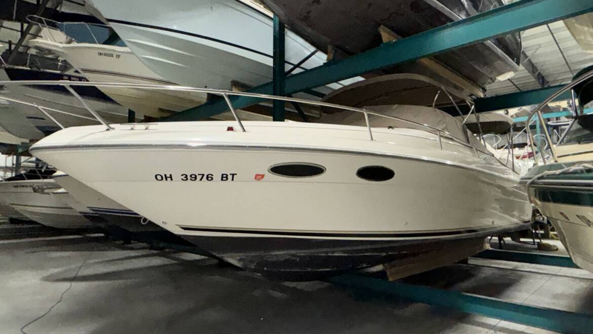 1996 Sea Ray 280 Cuddy Cabin 28′