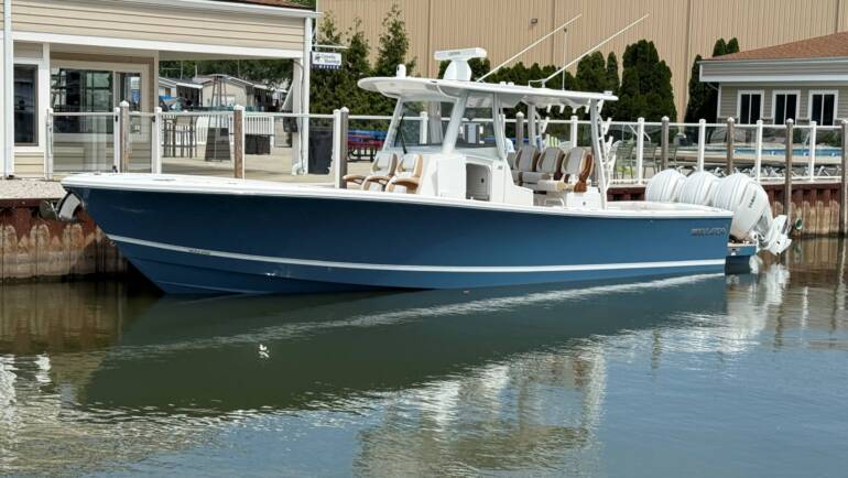 2027 Regulator 35 – In Stock!